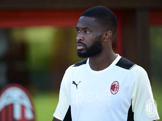 Article image:Tuttosport: Milan nervously await results of Tomori’s scan as mercato plans could change