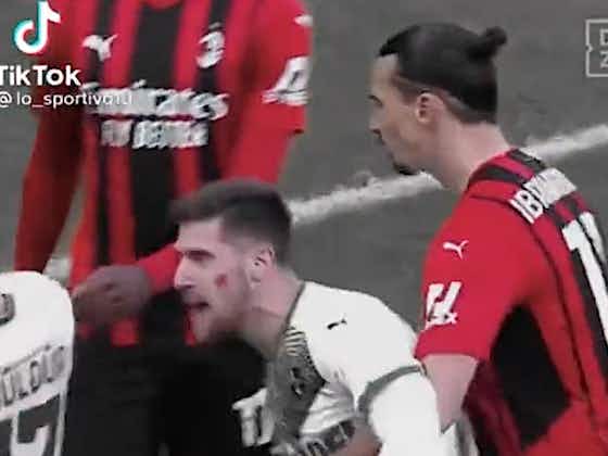 Article image:Watch: Ibrahimovic again barges into the back of an opponent during Sassuolo game