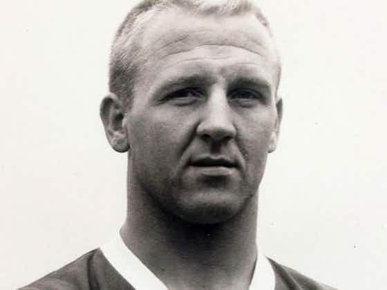 Article image:Former Man United player and Sir Bobby Charlton’s best man Maurice Setters dies