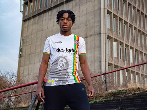 Imagem do artigo:Bohemian FC lança camisa reserva 2022 em homenagem a Bob Marley