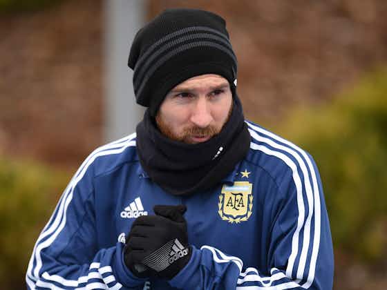 Imagem do artigo:Messi sente e desfalca Argentina contra a Itália: "espero jogar contra a Espanha"