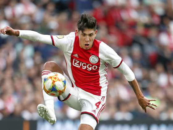 Article image:Pérez verbaast zich om Ajax-middenvelder: "Hij speelt 3 van 49 ballen vooruit"