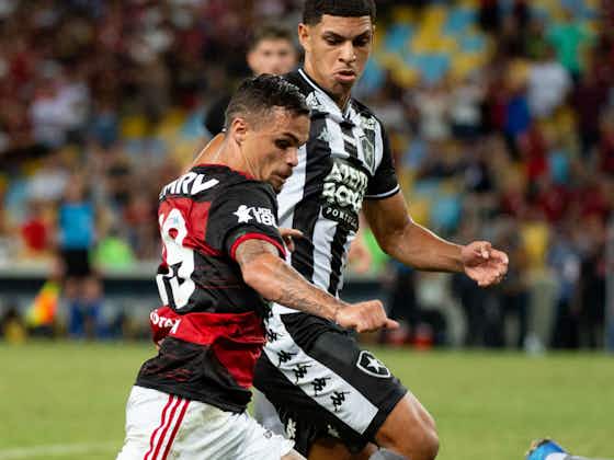 Imagem do artigo:Flamengo recebe propostas por Léo Pereira e Michael