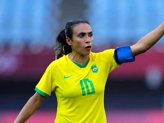 Article image:Tokyo Olympics: Marta makes Games history as Brazil make flying start