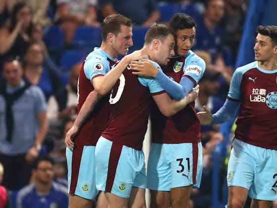 Article image:Chelsea 2 Burnley 2: Kante injured as Sarri's men waste chance to go third