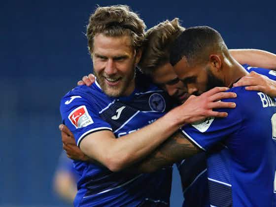 Article image:Arminia clinch Bundesliga promotion as Hamburg draw at home