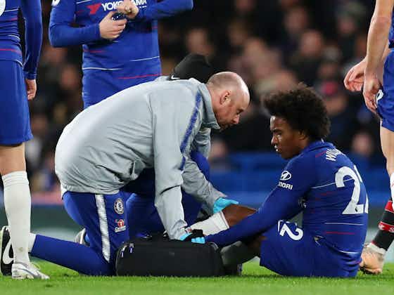Article image:Sarri relieved over 'not very serious' Willian injury