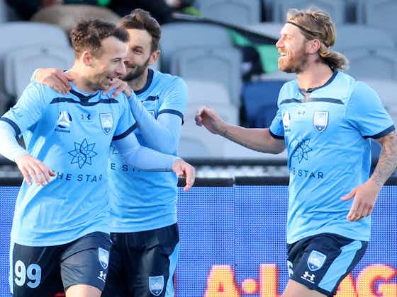 Article image:A-League: Le Fondre hits the spot on Sydney return, Mariners down Jets again