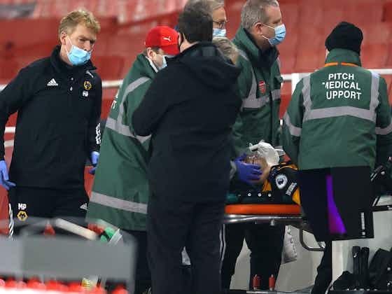Article image:Concern for Wolves striker Jimenez after head injury