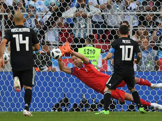Article image:Argentina 1 Iceland 1: Finnbogason makes history as Messi fluffs his big chance