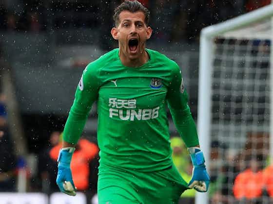 Article image:Newcastle goalkeeper Dubravka: We deserved more from Wolves draw