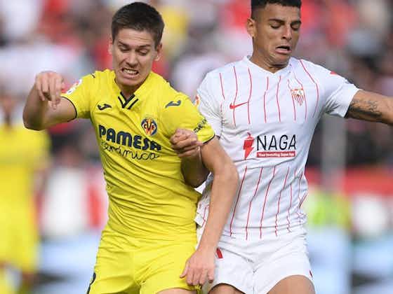 Article image:Agent of Villarreal defender  Foyth  in Barcelona today for Alemany meeting