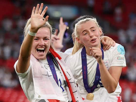 Article image:Lauren Hemp: Euro 2022 triumph is 'only the start of the journey'