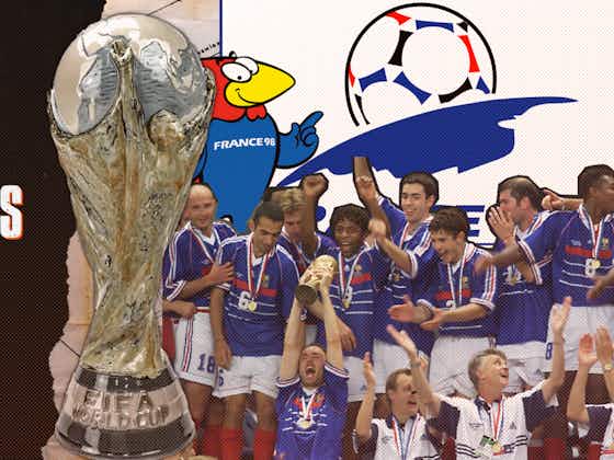 Imagen del artículo:Historia de los Mundiales: Francia 1998, Blanc guió a su selección besando a Barthez