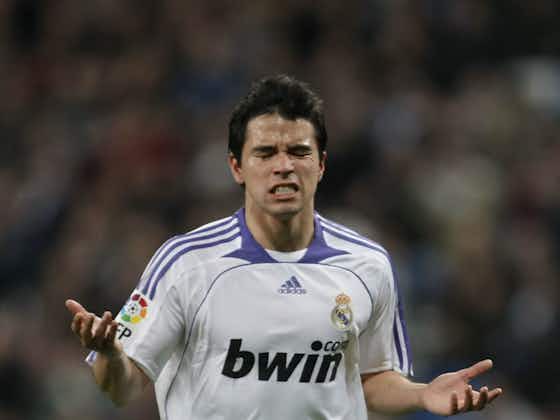 Imagen del artículo:Javier Saviola, entre los "10 peores delanteros en la historia del Real Madrid"