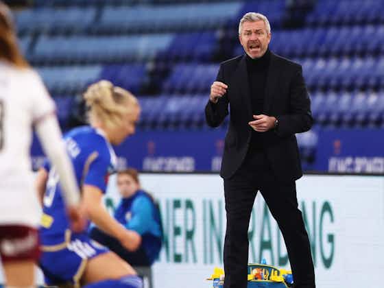 Artikelbild:Nach angeblicher Beziehung zu Spielerin: Leicester City entlässt Trainer Willie Kirk!