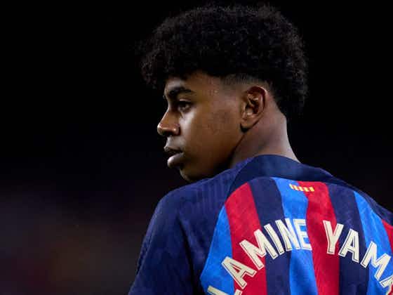 Article image:Xavi likens Lamine Yamal to Lionel Messi after record Barcelona debut