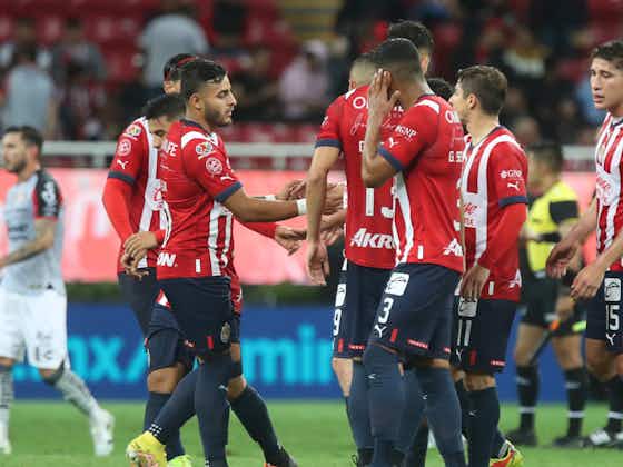 Imagen del artículo:Los cuatro errores y el único acierto de Chivas en su empate 1-1 en el Clásico Tapatío ante Atlas
