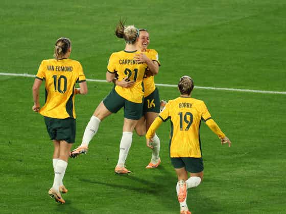 Artikelbild:2:0 gegen Dänemark: Matildas-Märchen geht weiter - Sam Kerr gibt umjubeltes Comeback