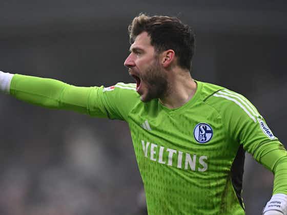 Artikelbild:Schalke feiert "Marius Müller Fußballgott" - Die Netzreaktionen gegen den SV Elversberg