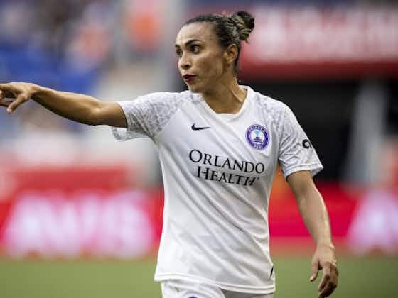 Article image:Marta suffers knee ligament injury & requires surgery