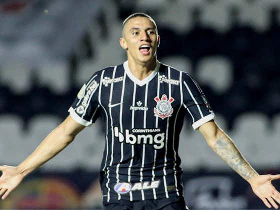 Imagem do artigo:Everaldo marca no fim e garante vitória do Corinthians por 2 a 1 contra o Vasco