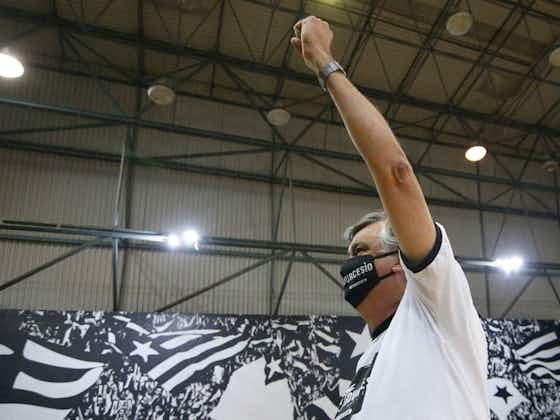 Imagem do artigo:Presidente do Botafogo elogia Fábio Matias e confirma chegada de novo técnico: ‘Brevemente’