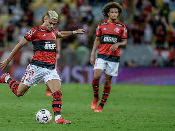 Imagem do artigo:Volante ou meia? Colunistas opinam sobre posição de Andreas Pereira no time do Flamengo