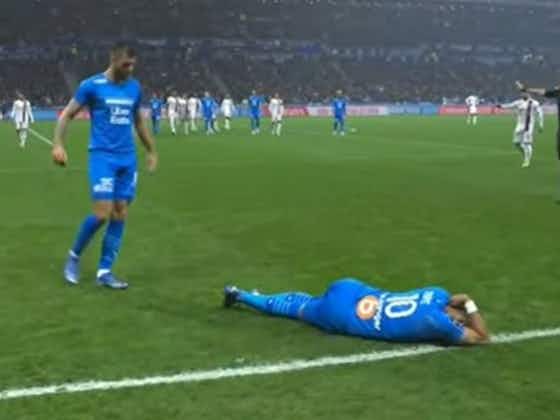 Imagem do artigo:Clássico na França é suspenso após jogador ser atingido por garrafa na cabeça