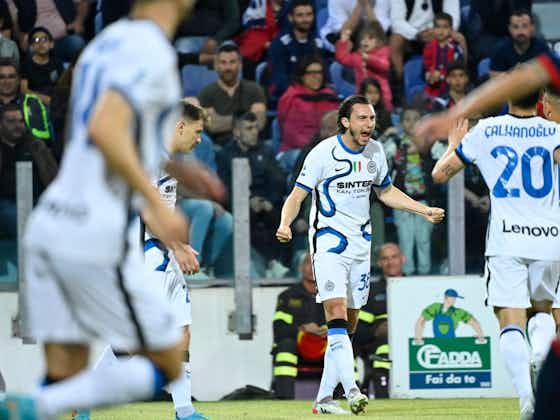 Imagem do artigo:Inter bate Cagliari, e Scudetto será definido na última rodada