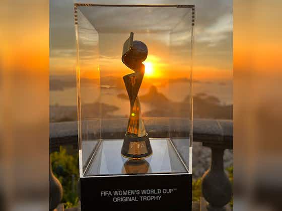 Imagem do artigo:Ao lado de Pia e Formiga, taça da Copa do Mundo Feminina é exibida no Rio