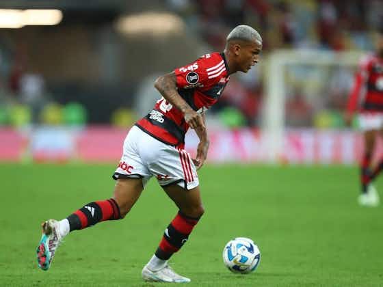 Imagem do artigo:Wesley, lateral do Flamengo, sofre lesão e está fora do jogo de ida da final do Carioca