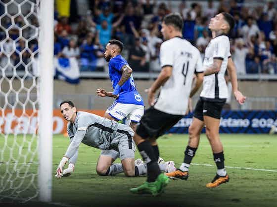 Imagem do artigo:Cruzeiro marca no fim e vence o Botafogo no Mineirão