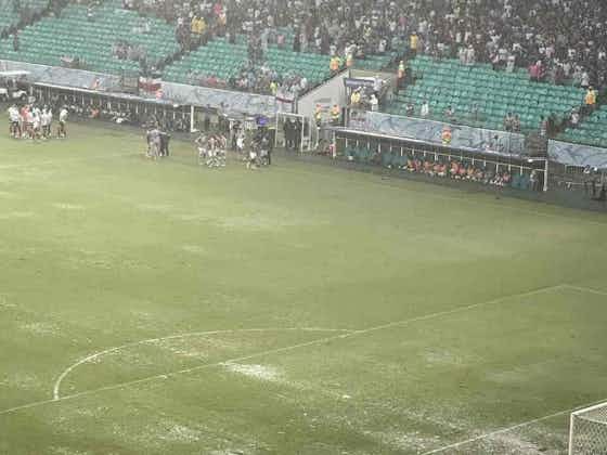 Imagem do artigo:Fluminense leva virada do Bahia em jogo interrompido por temporal