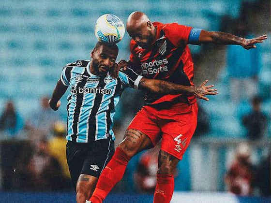 Imagem do artigo:Grêmio despacha Athletico-PR e vence a primeira no Brasileirão-2024