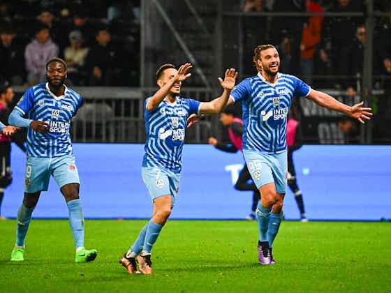 Image de l'article :Amiens SC : « C’est là où on l’attend », Omar Daf félicite Andy Carroll