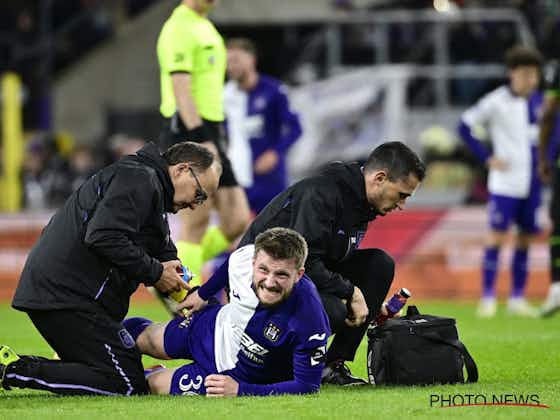 Image de l'article :Anderlecht croise les doigts, Brian Riemer donne des nouvelles des deux blessés du soir