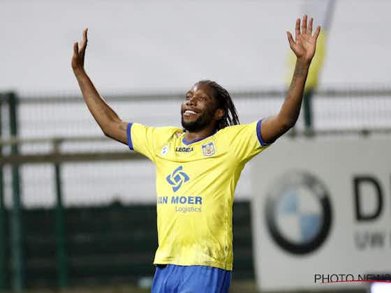 Image de l'article :Quel avenir pour Dieumerci Mbokani après sa belle saison ? "Il y a des discussions"