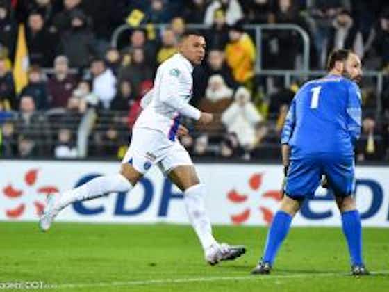 Image de l'article :PSG - Kylian Mbappé sort sur blessure face à Montpellier !