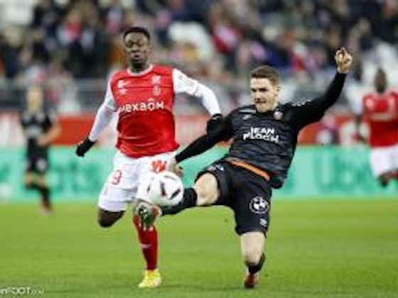 Image de l'article :Ligue 1 - Le Stade de Reims renverse et assomme le FC Lorient avec un triplé de Folarin Balogun (analyse)