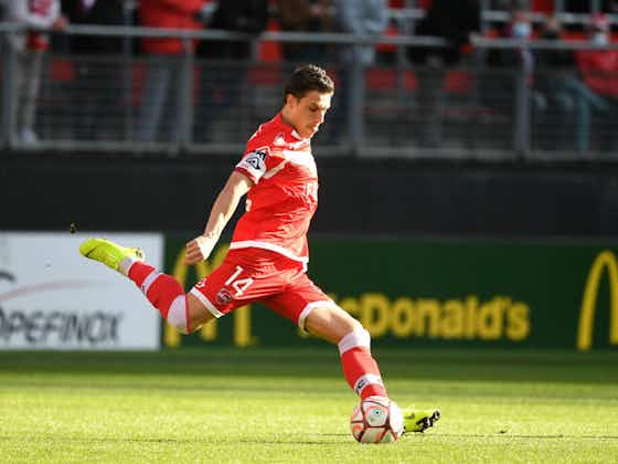 Image de l'article :Ligue 2 – Joffrey Cuffaut prolonge son contrat avec Valenciennes