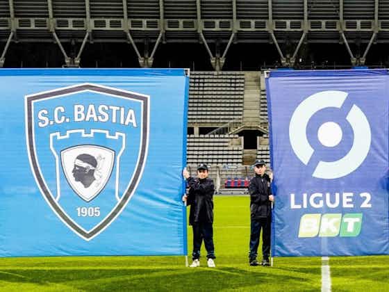 Image de l'article :Ligue 2 – Le VAFC prend le plus de cartons jaunes, Bastia le plus de rouges, deux équipes n’ont connu aucune expulsion