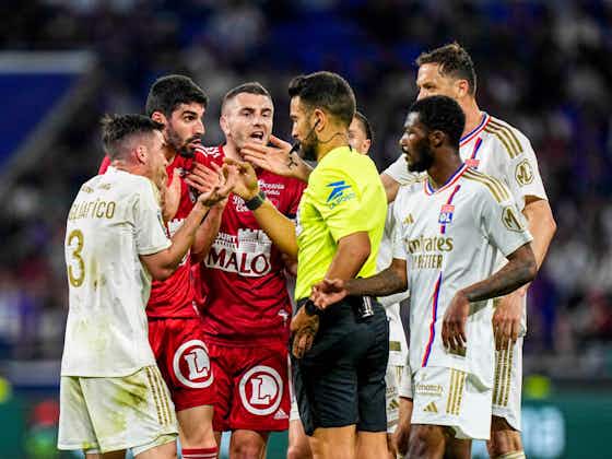Image de l'article :Discipline – Pas épargné par la commission, Pierre Lees-Melou (SB29) reste suspendu comme trois autres joueurs de Ligue 1