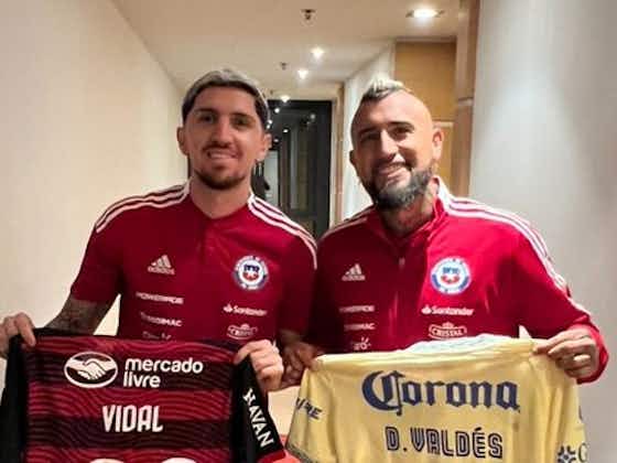 Imagen del artículo:¡No les gustó! La afición chilena se manifestó tras el regalo de Diego Valdés a Arturo Vidal