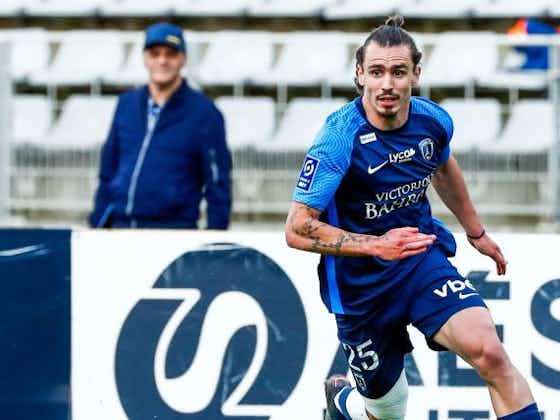 Image de l'article :Paris FC : un joueur va s’engager à Bastia, un Corse fait le chemin inverse 
