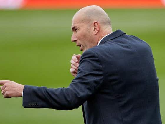 Image de l'article :PSG : le départ d'un dirigeant, condition exigée par Zidane pour signer ?
