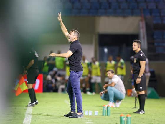 Imagem do artigo:Pós-jogo | Coudet destaca méritos do grupo na vitória sobre o Palmeiras