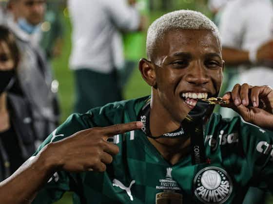 Imagem do artigo:Danilo, do Palmeiras, revela que já pensou em desistir do futebol