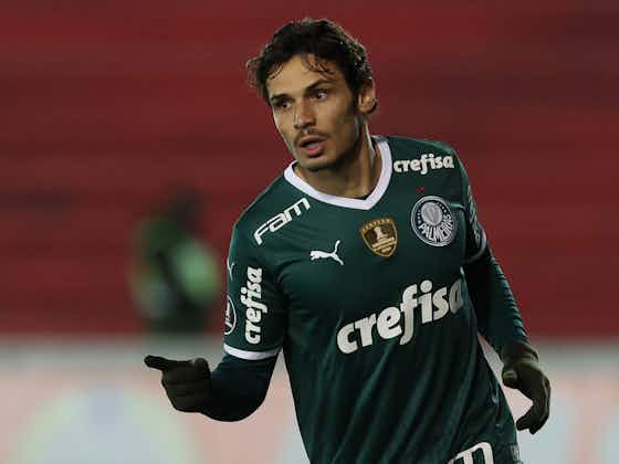 Imagem do artigo:Raphael Veiga participa de treino do Palmeiras e pode voltar contra o Avaí