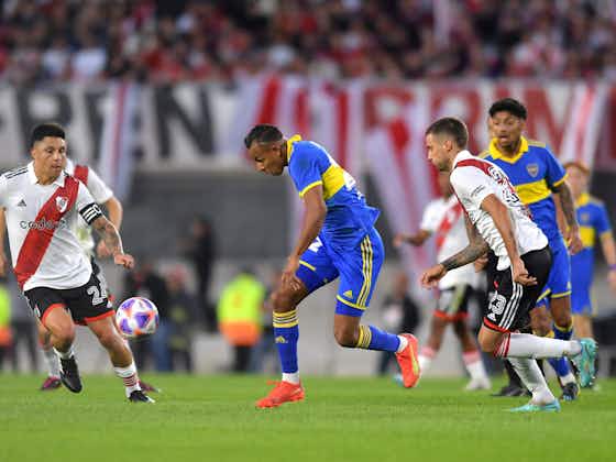 Artikelbild:7 Platzverweise: Argentinischer Superclasico zwischen River Plate und Boca Juniors eskaliert
